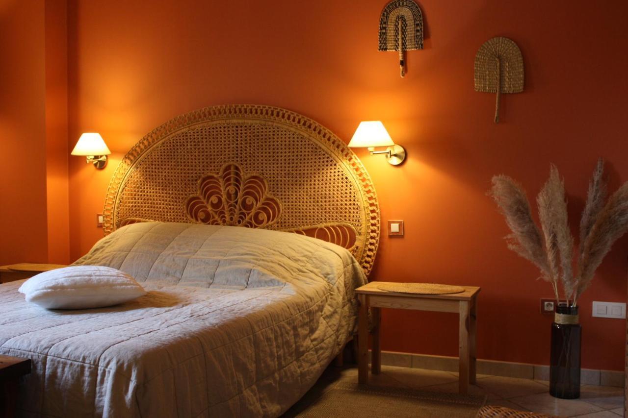Bed and Breakfast L'Atterrissage Santes Exterior foto